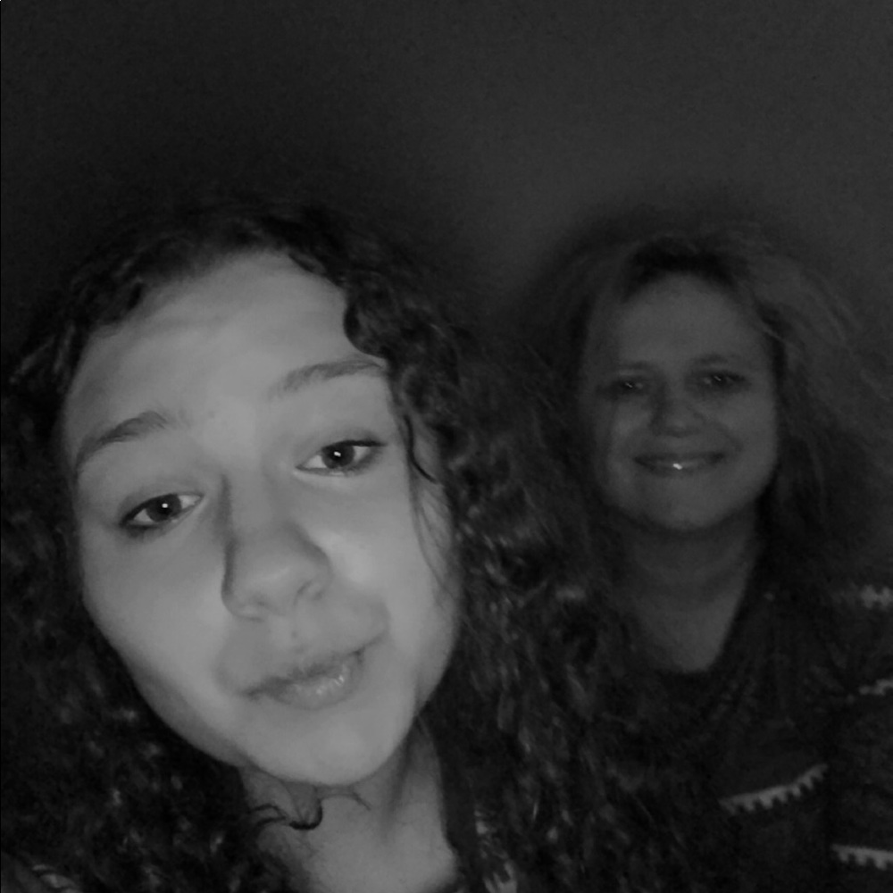 Meet your Posher, Angela